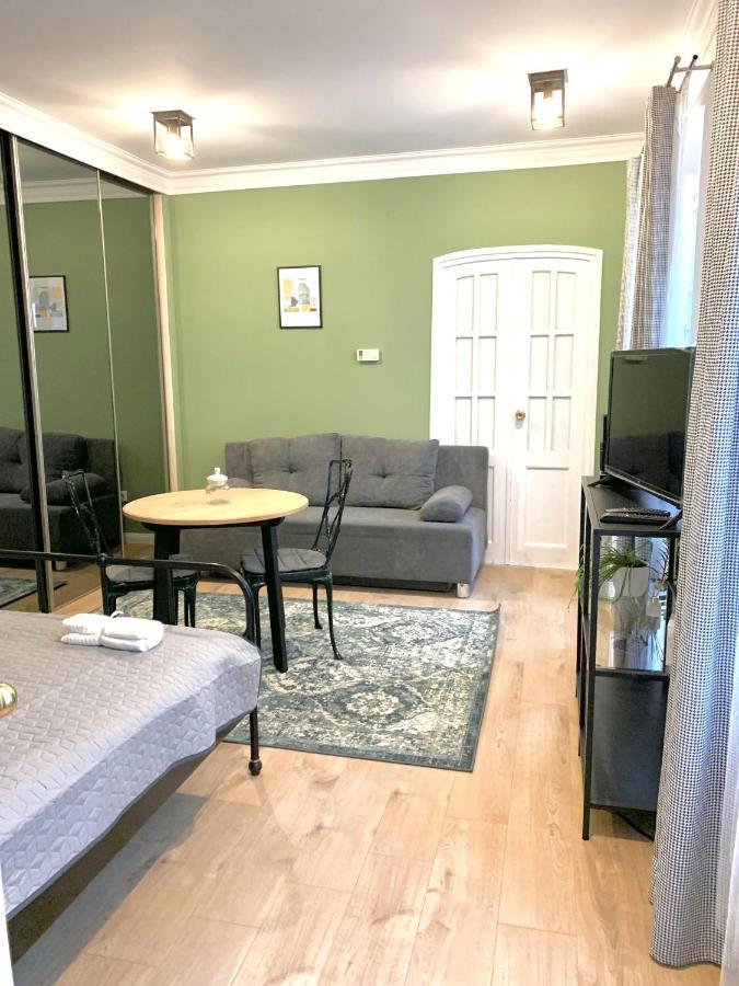 Fidelissima Apartman Шопрон Екстериор снимка